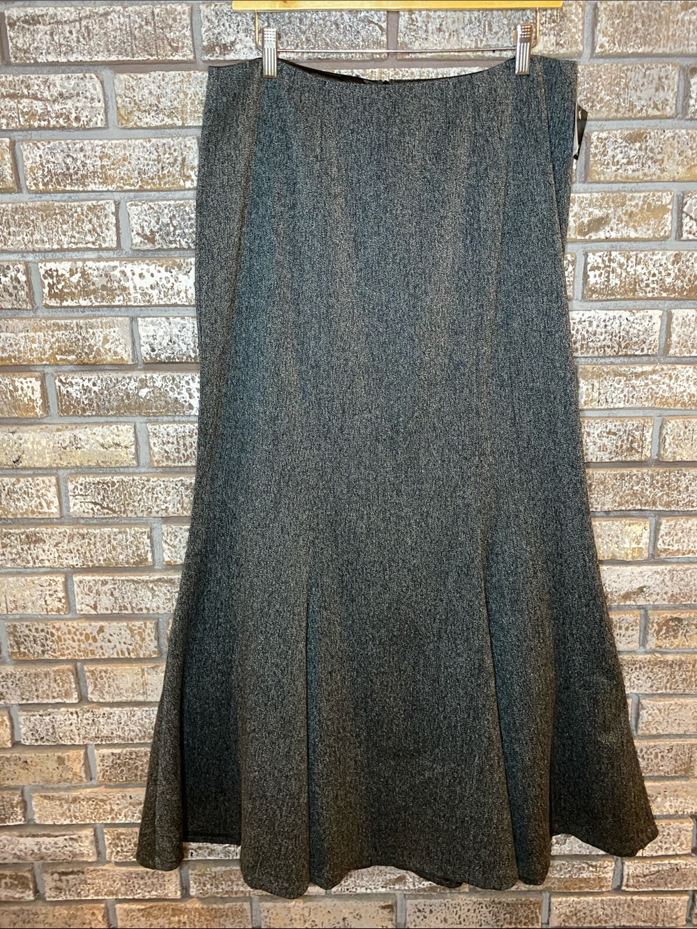 DE SENTINO Classic Gray Women's A-Line Skirt. RETAILS FOR $358.